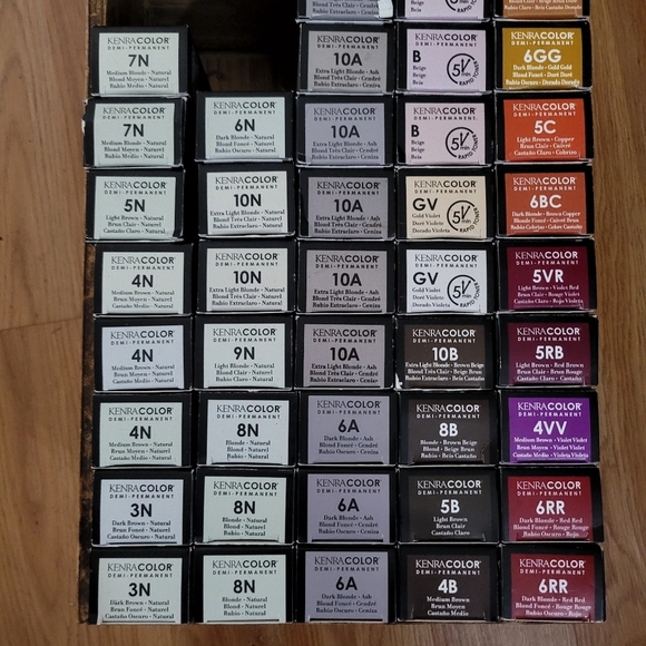 Assorted Hair Color Boxes - Picture 3 of 3